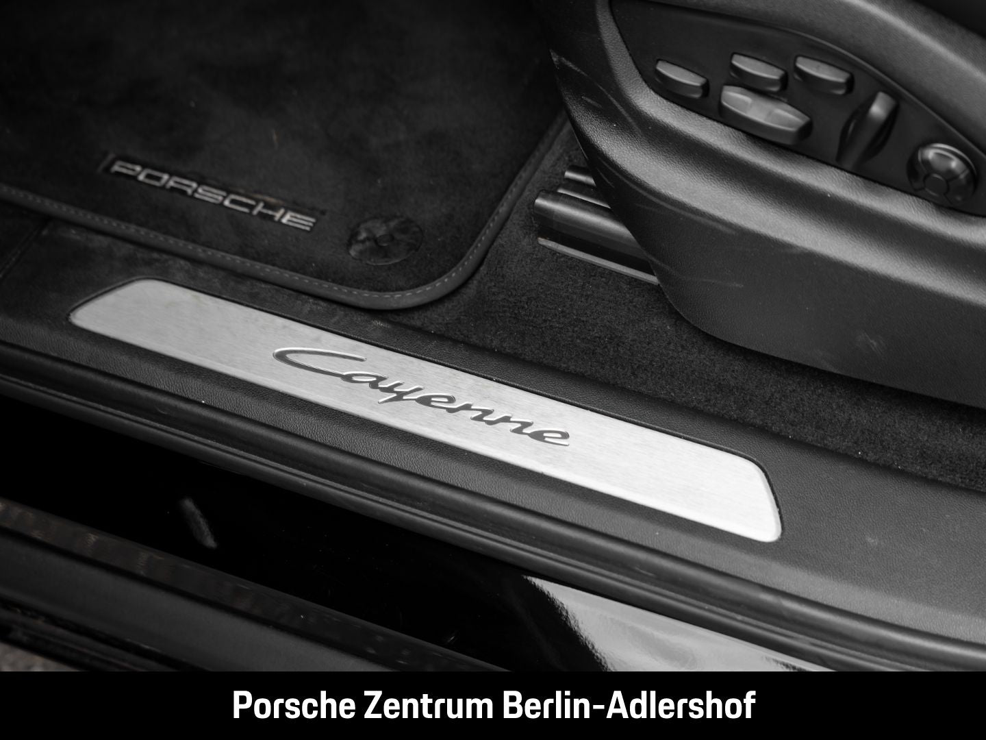 Porsche Cayenne E-Hybrid BOSE Rückfahrkamera Panorama
