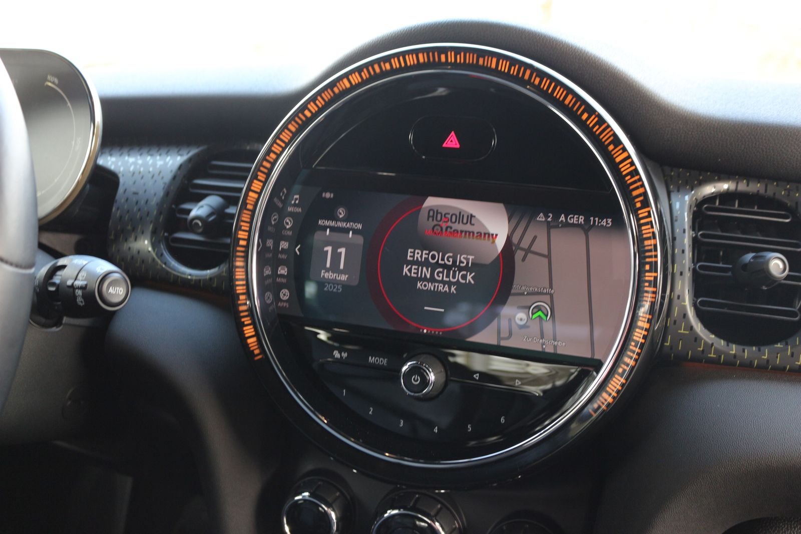 MINI Cooper SE Hatch - Samsaru's Car Outlet