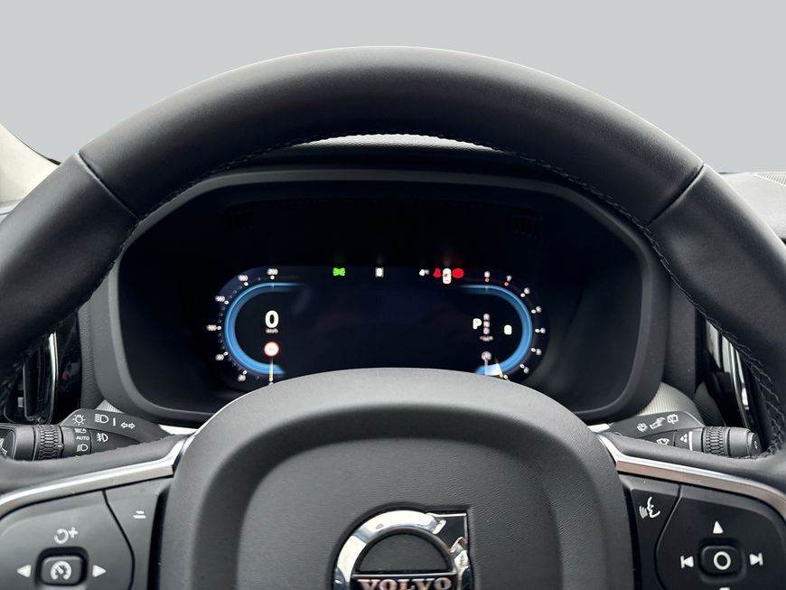 Volvo XC60 B5 B AWD Core