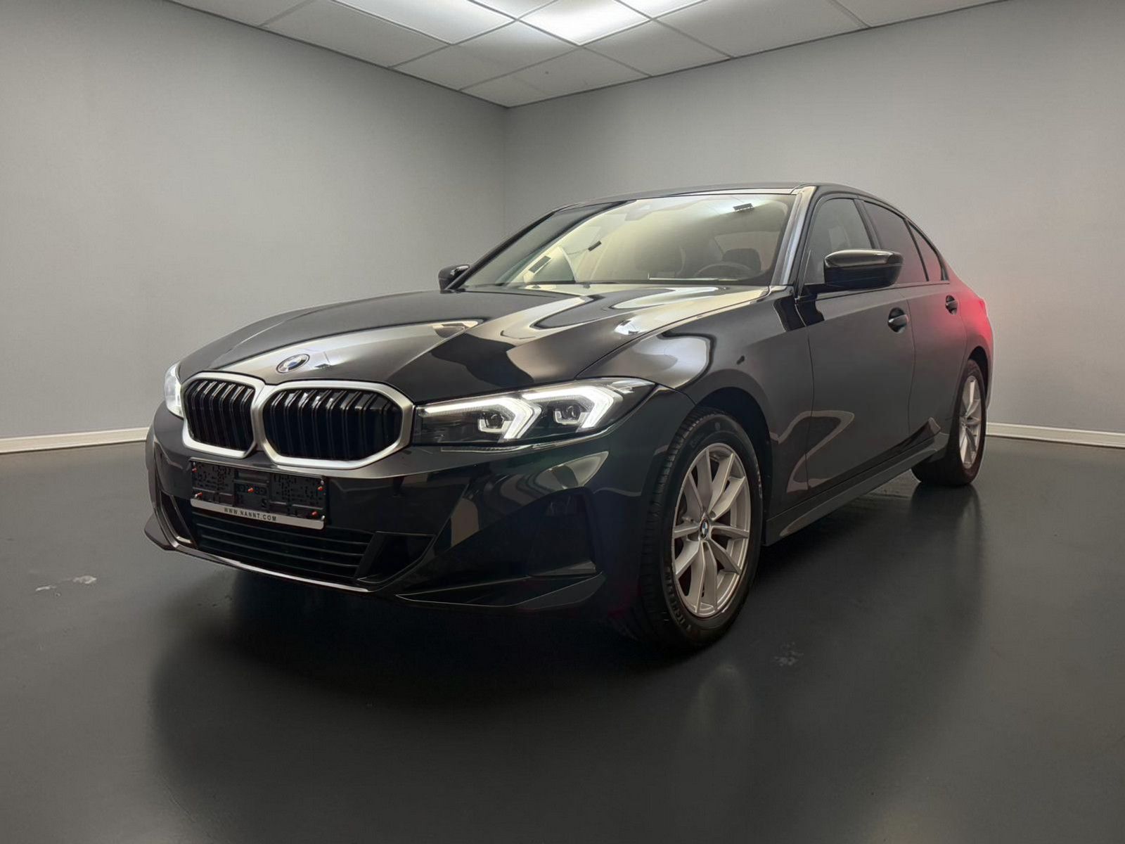 BMW 320d Limo xDrive Shadow-Line AHK*WIDE*LED*CARPLA