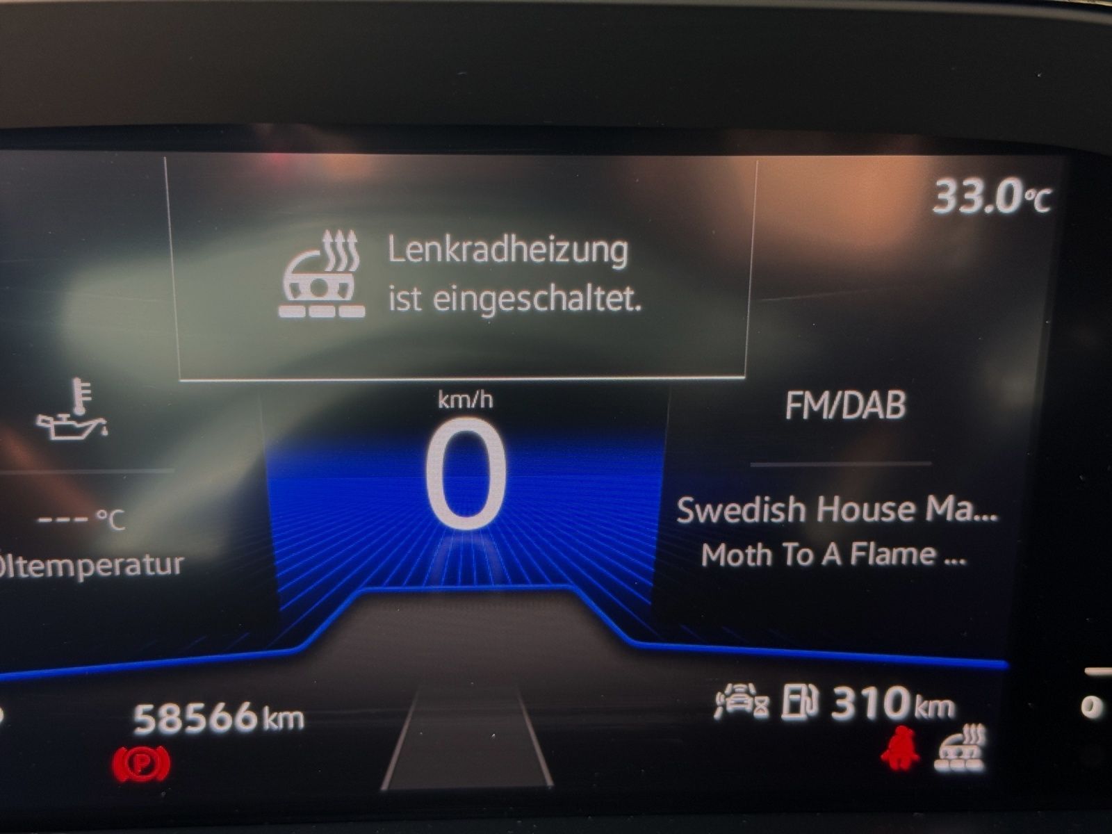 Volkswagen T-Roc 1.5 TSI DSG LIFE - Samsaru's Car Outlet