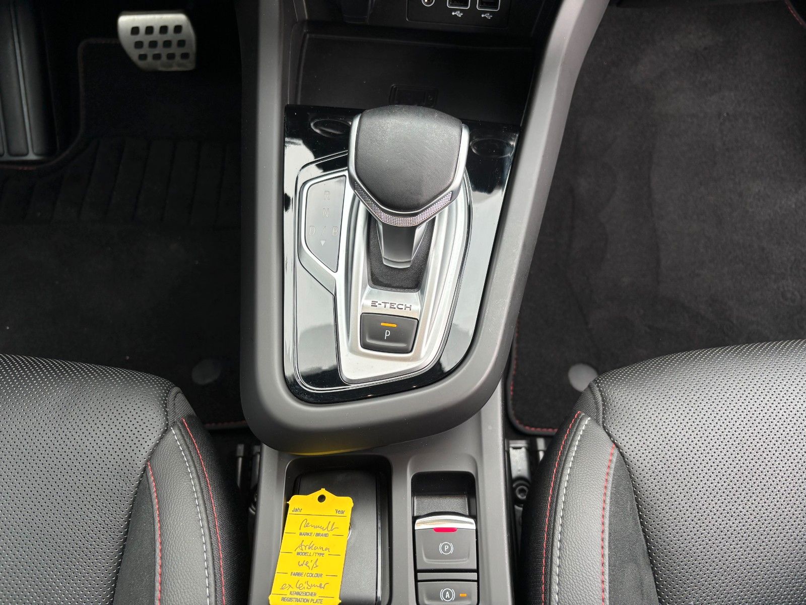 Renault Arkana R.S. Line E-TECH 145 - Samsaru's Car Outlet