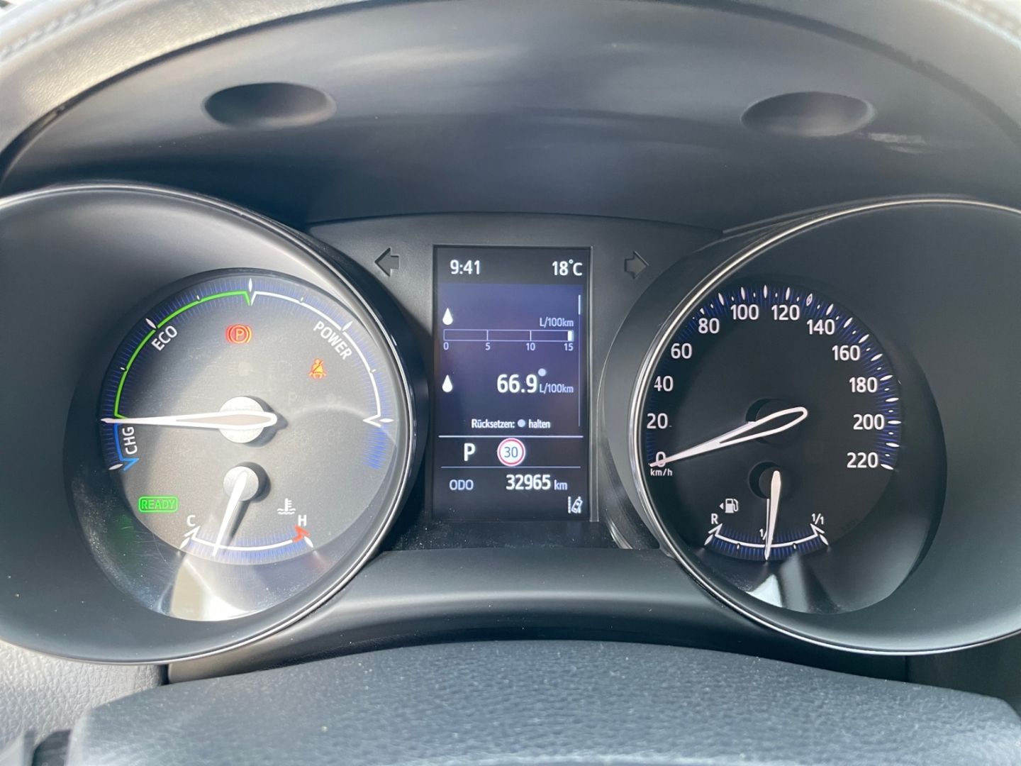 Toyota C-HR 2.0 Hybrid GR Sport - Samsaru's Car Outlet