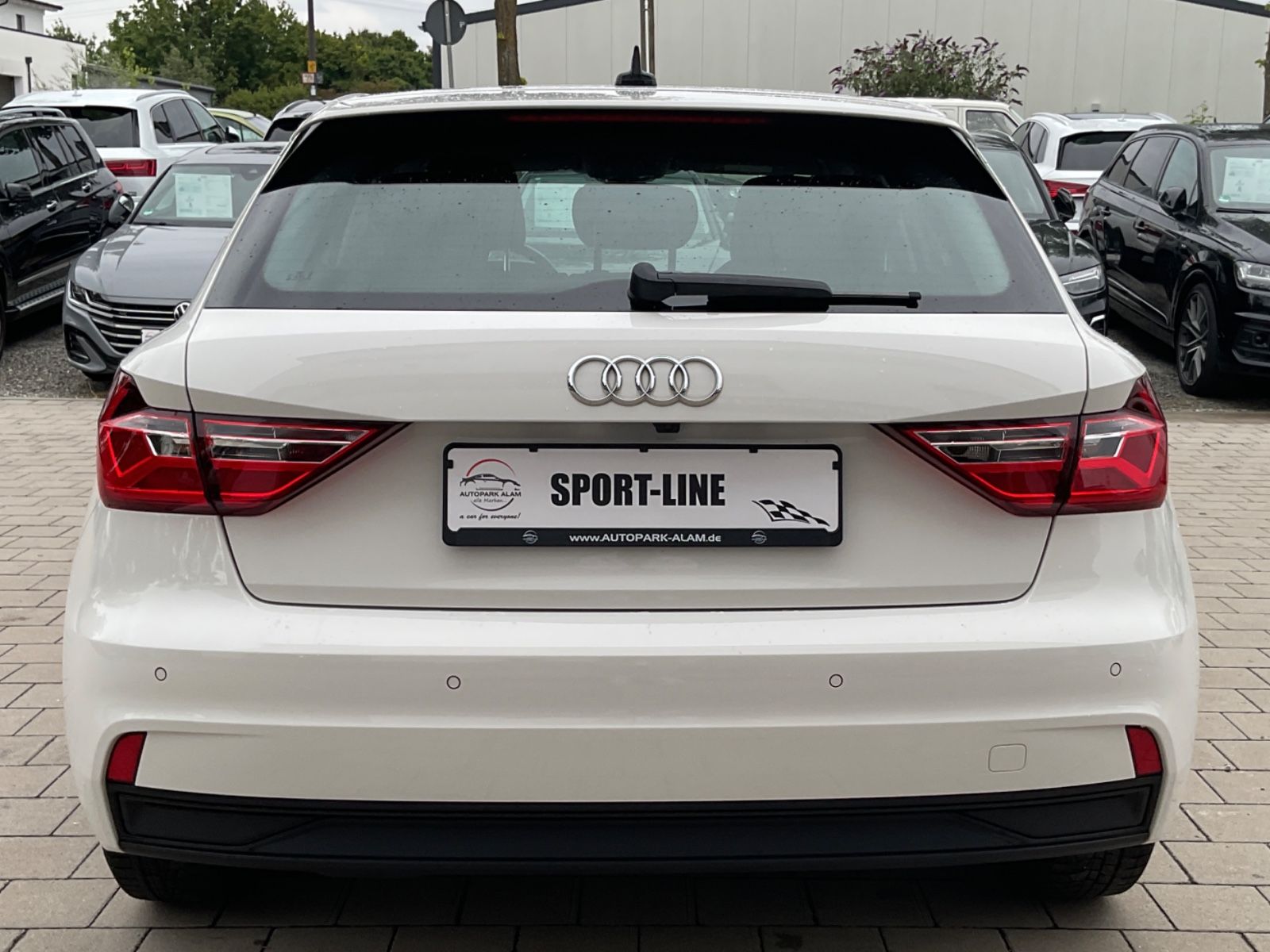 Audi A1 SB 25 TFSI basis S-Tronic - Samsaru's Car Outlet