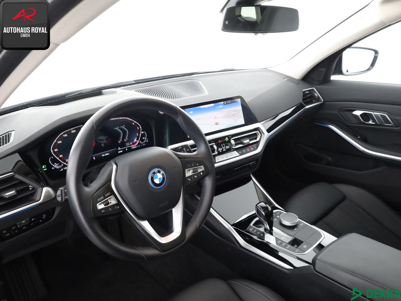 BMW 330 e T xDrive SPORTLINE - Samsaru's Car Outlet