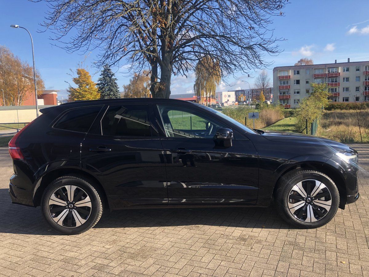 Volvo XC60 T6 AWD Plus Dark Plug in Hybrid