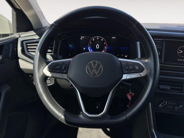 Volkswagen Polo VI 1.0 TSI DSG Life - Samsaru's Car Outlet