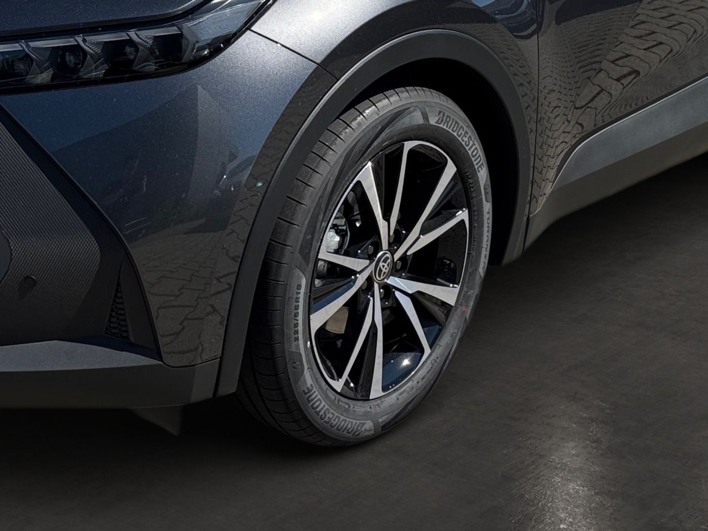 Toyota C-HR 1.8 Hybrid Team D mit Technik-Paket AUT