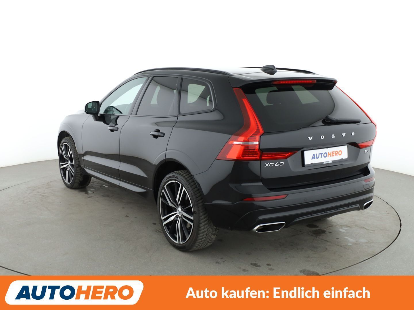 Volvo XC60 2.0 B5 Diesel R-Design AWD Aut.*NAVI*HK*ACC