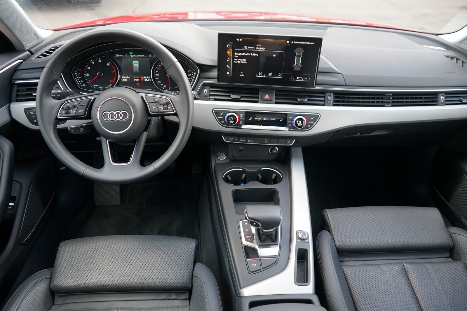 Audi A4 Avant 40 TFSI S line - Samsaru's Car Outlet