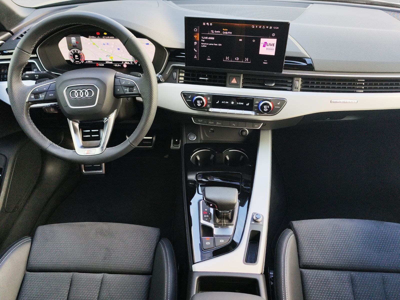 Audi A4 Avant 40 TFSI Q 2x S LINE MATRIX AHK LM19 KAM