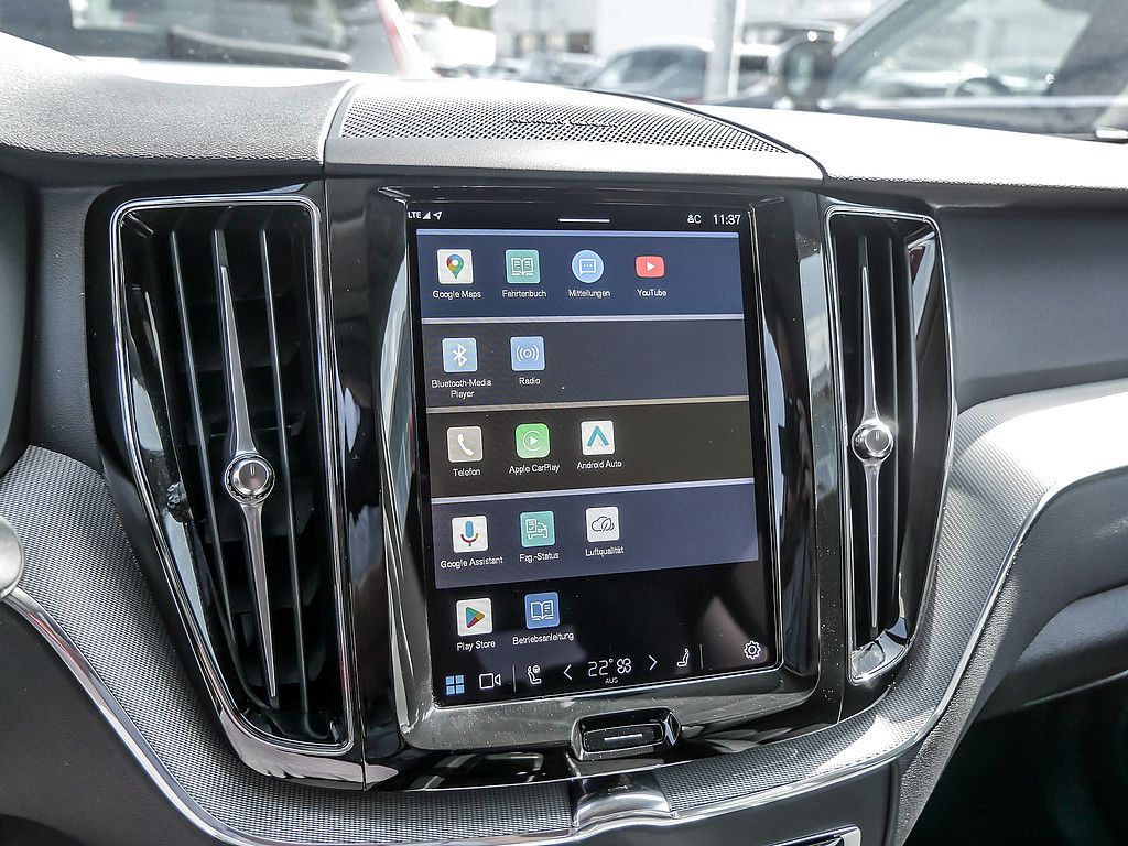 Volvo XC60 B4 Plus Dark AWD