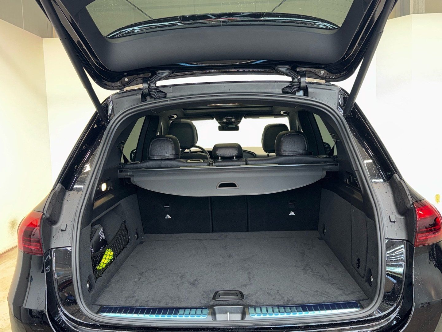 Mercedes-Benz GLE 450 4M AMG Distronic Multibeam Pano AHK 360°