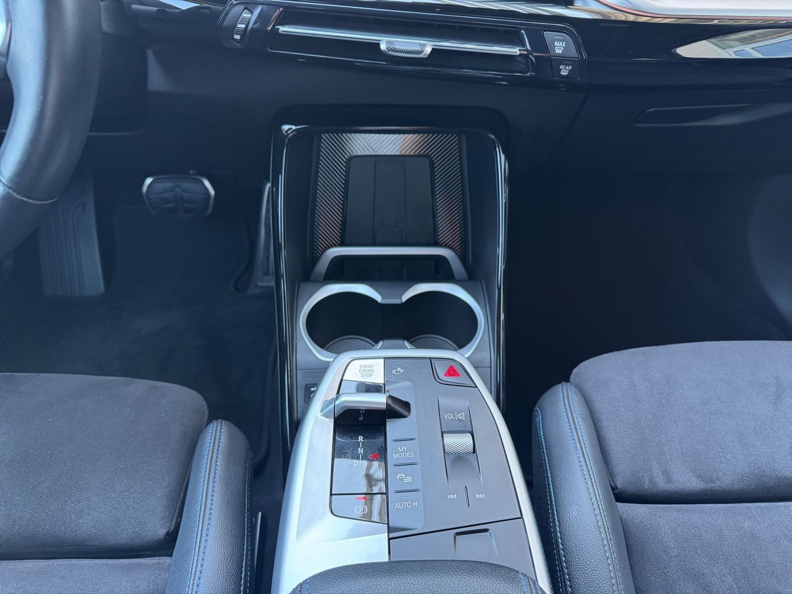 BMW X1 xDrive 23i M Sport - Samsaru's Car Outlet