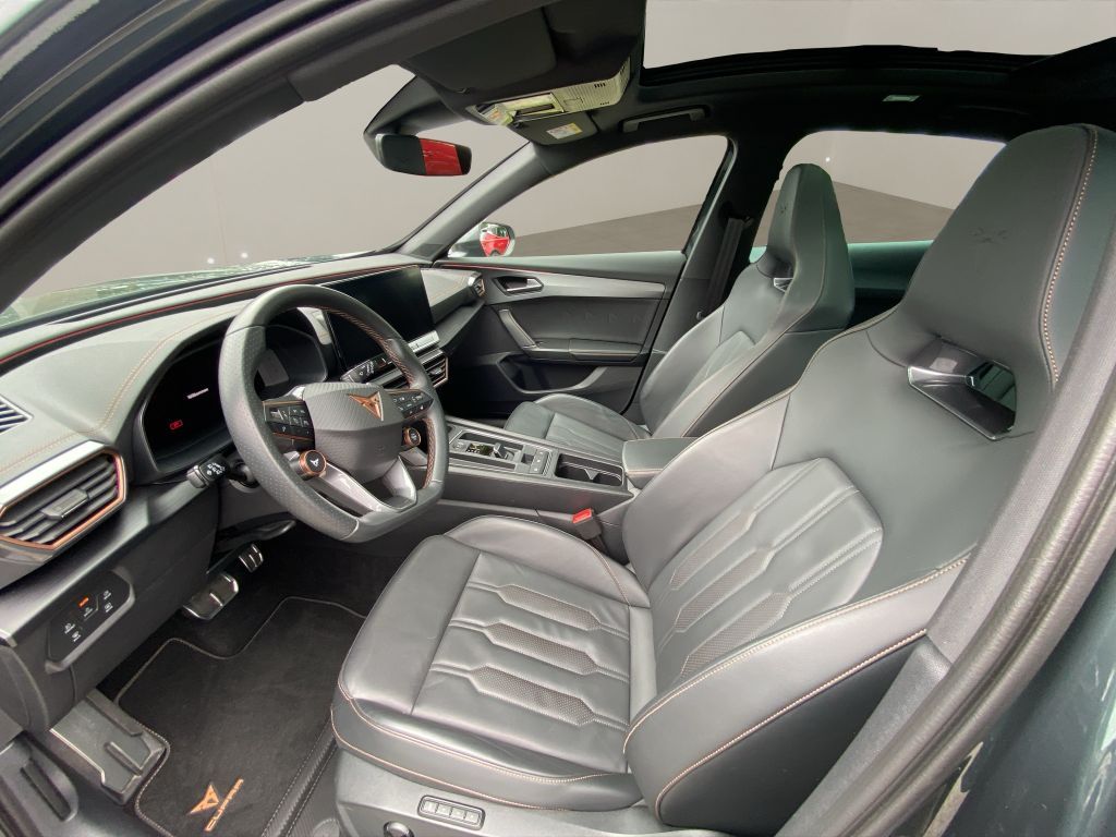Cupra Formentor VZ 1.4 e-Hybrid DSG - Samsaru's Car Outlet