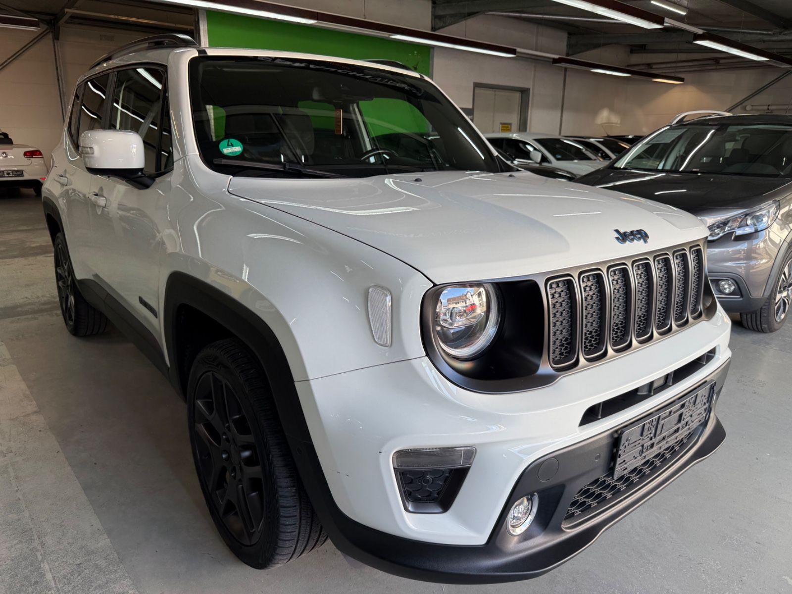 Jeep Renegade S Plug-In-Hybrid 4xe - Samsaru's Car Outlet