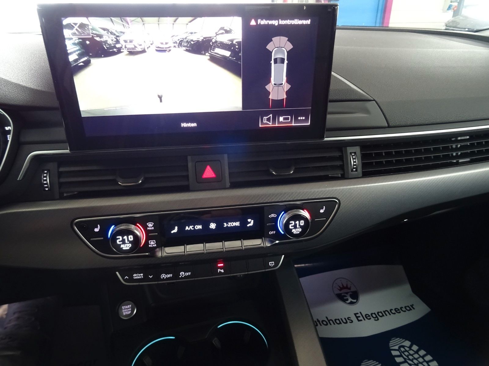 Audi A4 40 2.0 TDI Advan. - Samsaru's Car Outlet