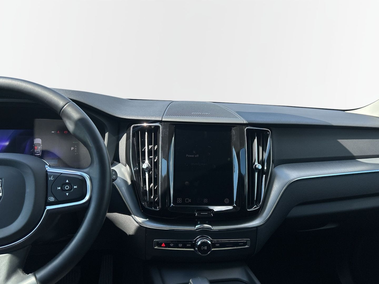 Volvo XC60 Recharge T6 AWD Inscription - Samsaru's Car Outlet