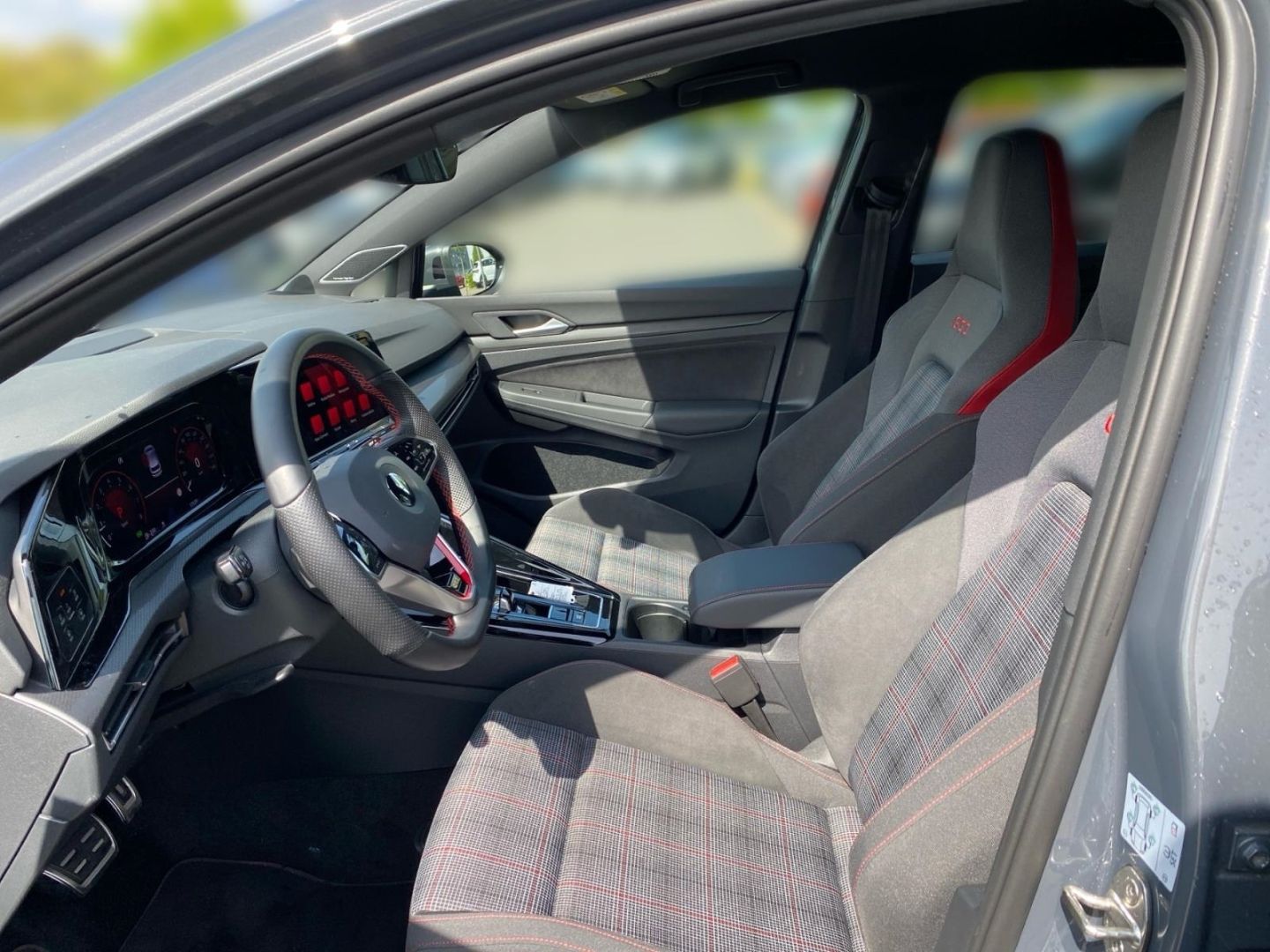 Volkswagen Golf 8 VIII GTI 2.0 TSI - Samsaru's Car Outlet