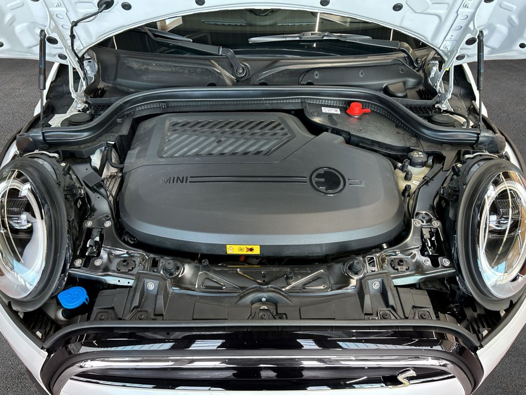 MINI Cooper SE MINI Yours - Samsaru's Car Outlet