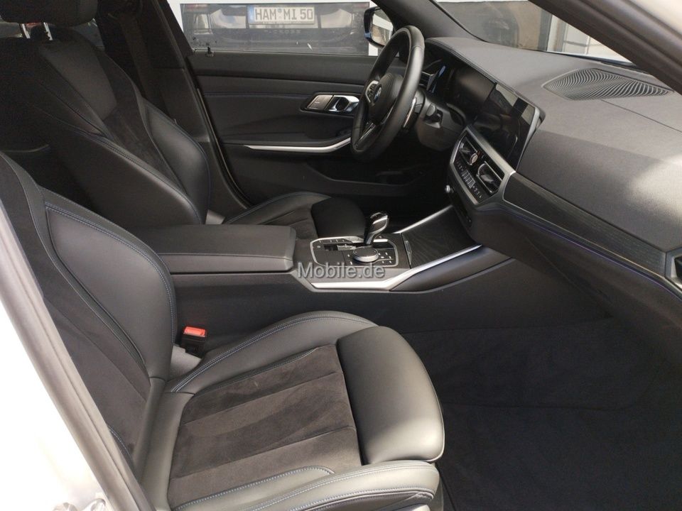 BMW 330d Touring M Sport - Samsaru's Car Outlet