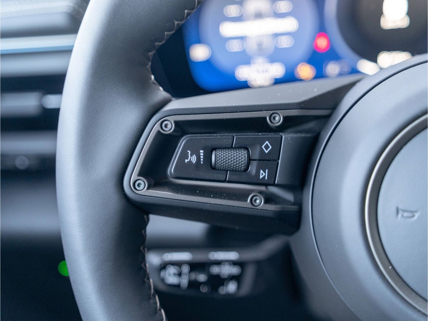 Porsche Macan Turbo Hinterachsl. Head-Up Matrix InnoDriv