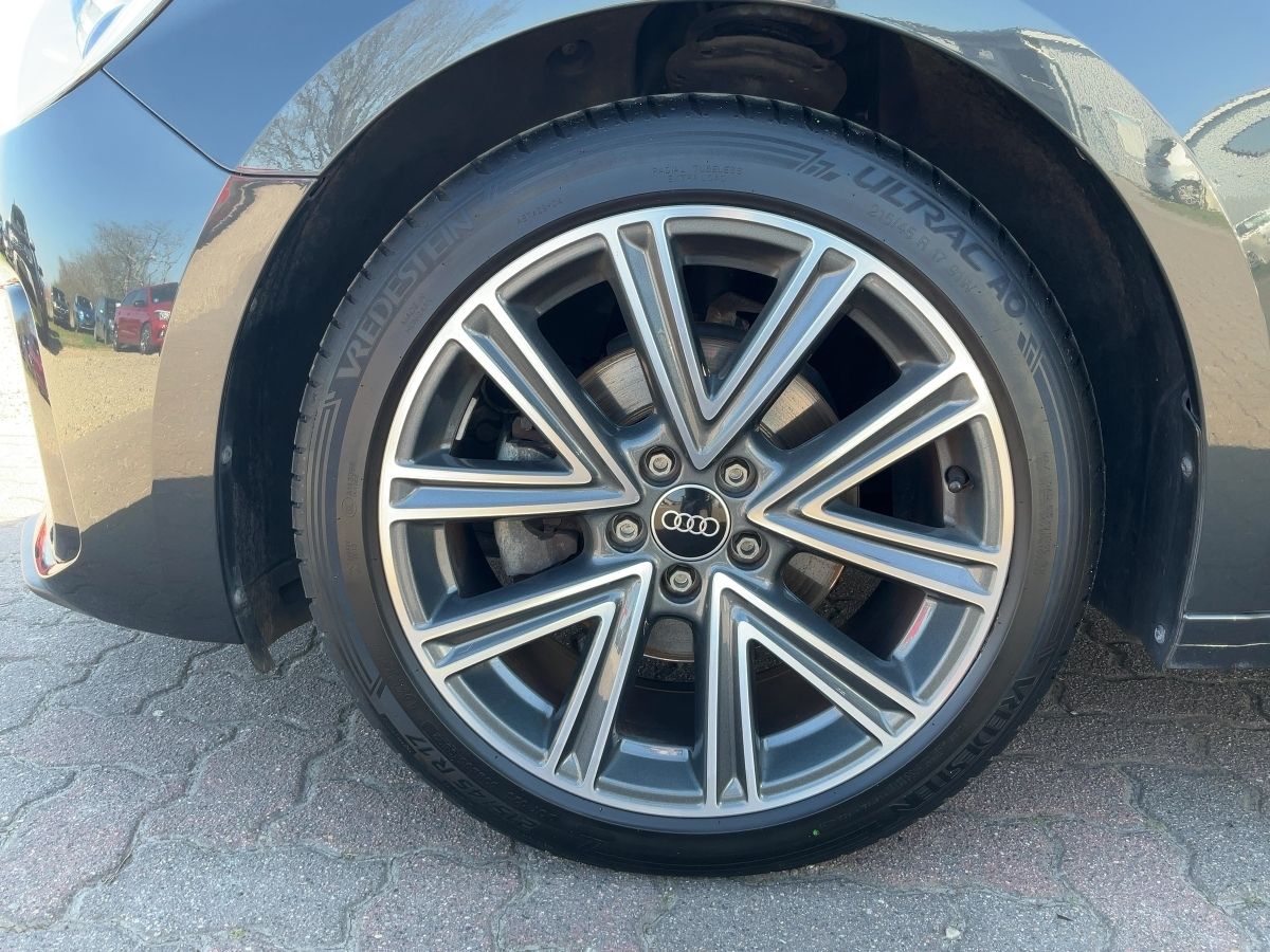 Audi A1 Advanced ACC AUTOM Kamera SHZ LE Spurha.