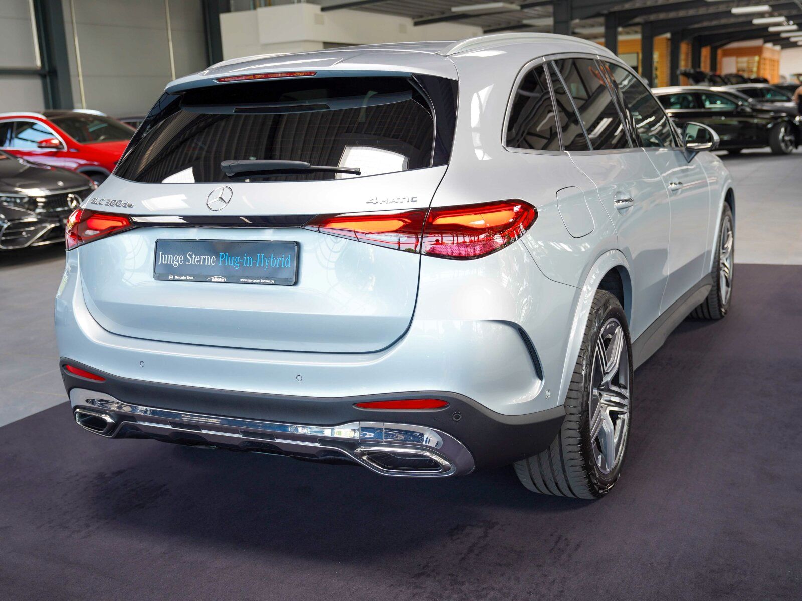 Mercedes-Benz GLC 300 de 4M AMG Line - Samsaru's Car Outlet