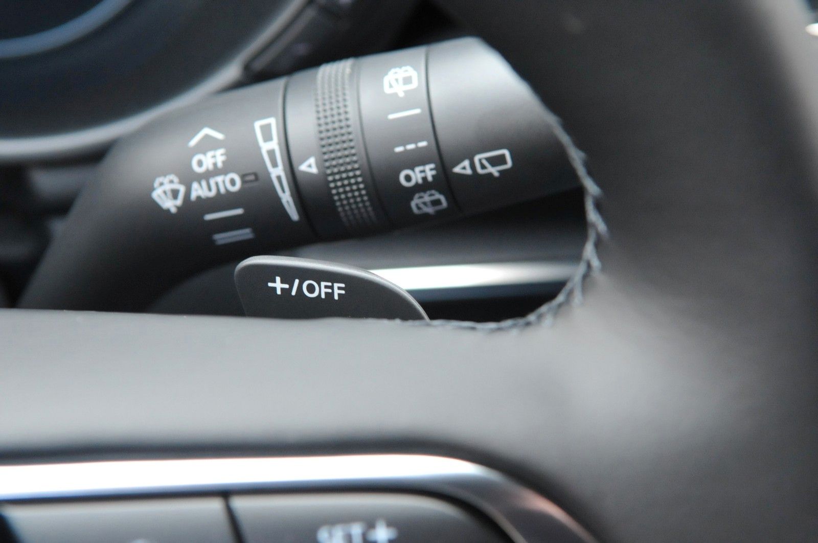 Mazda 3 eSKYACTIV-X 2.0 186ps Aut. EXCLUSIVE-Line