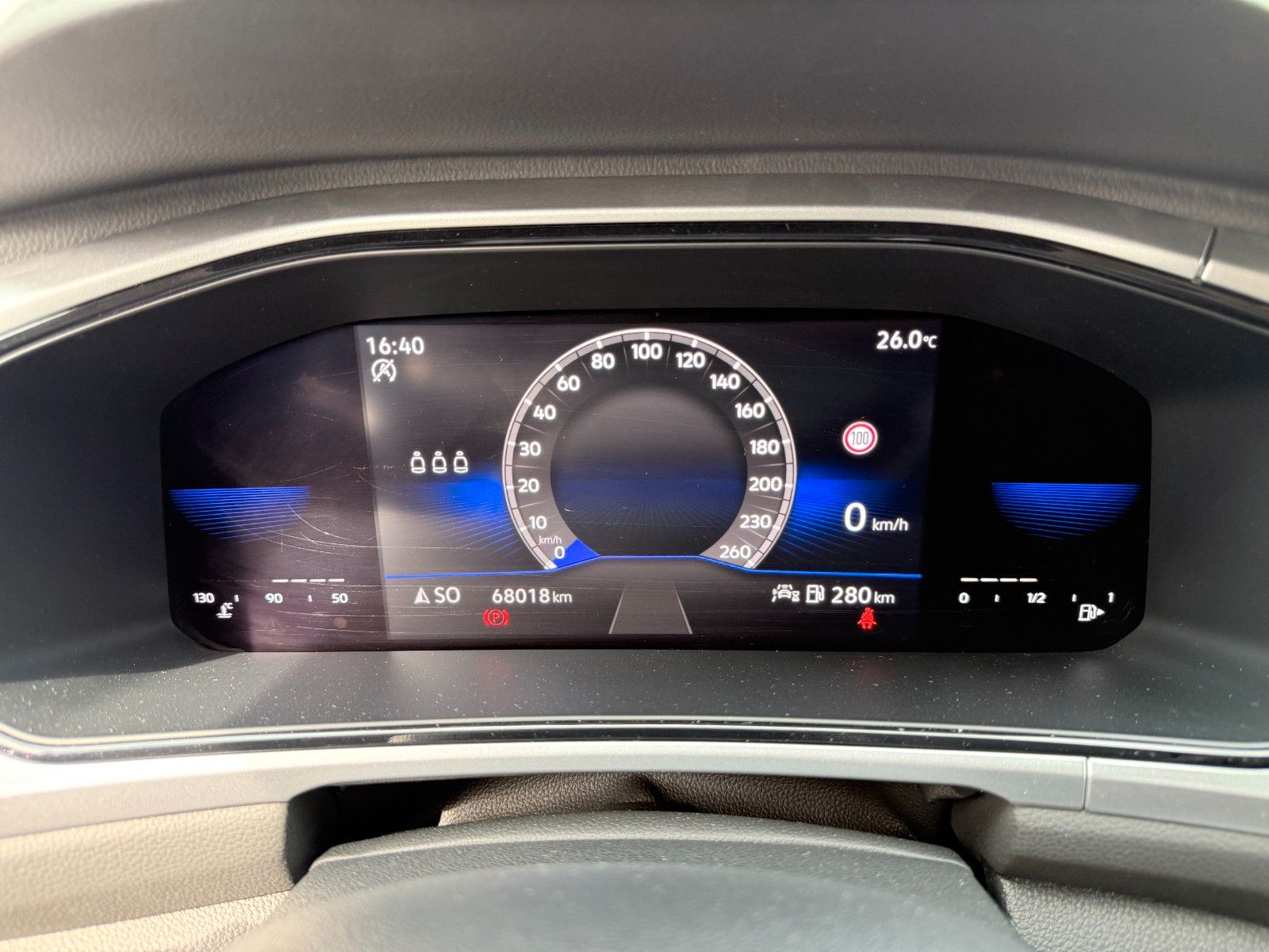 Volkswagen T-Roc Life - Samsaru's Car Outlet
