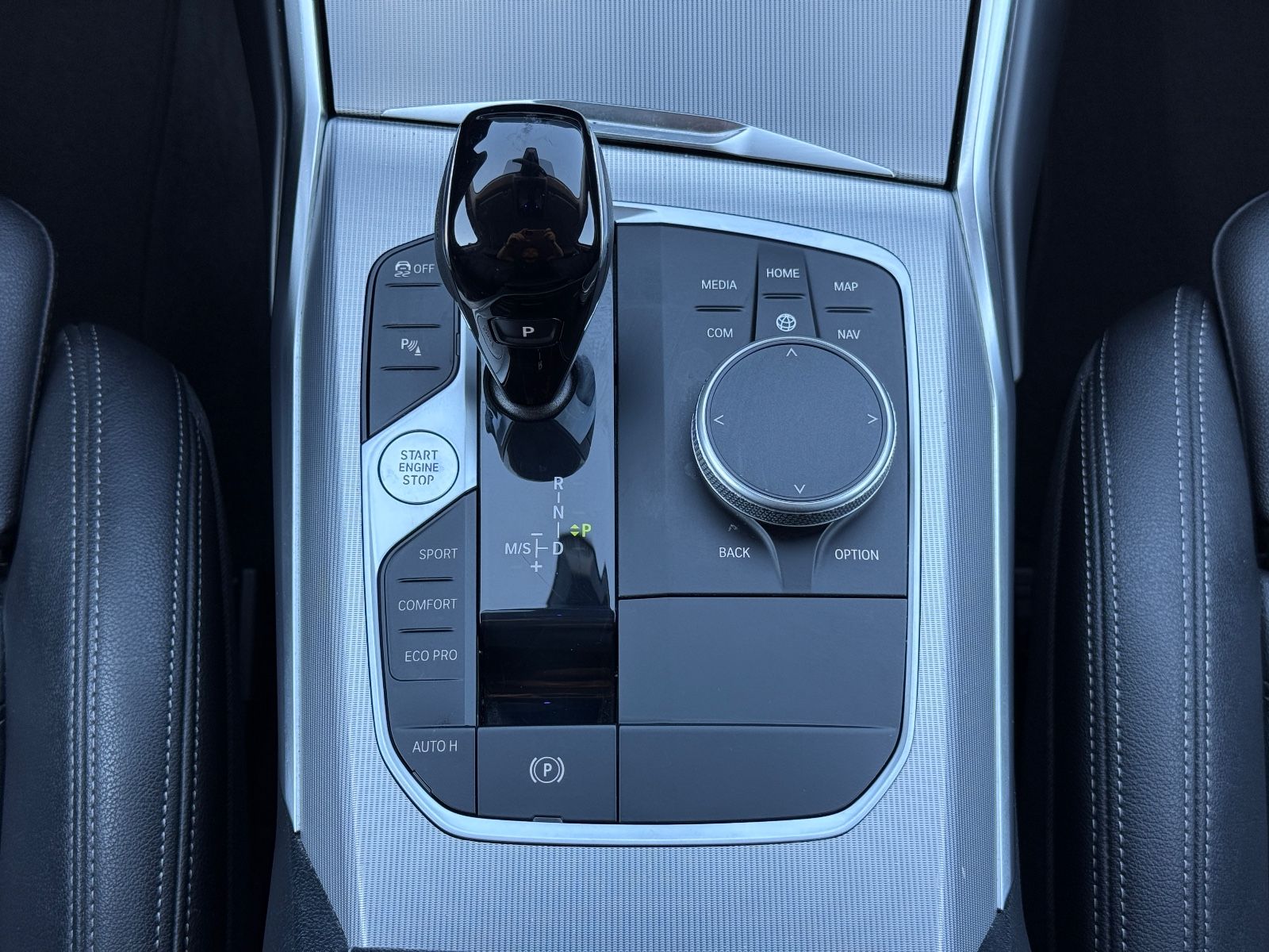 BMW 320 d xDrive LUXURY - Samsaru's Car Outlet