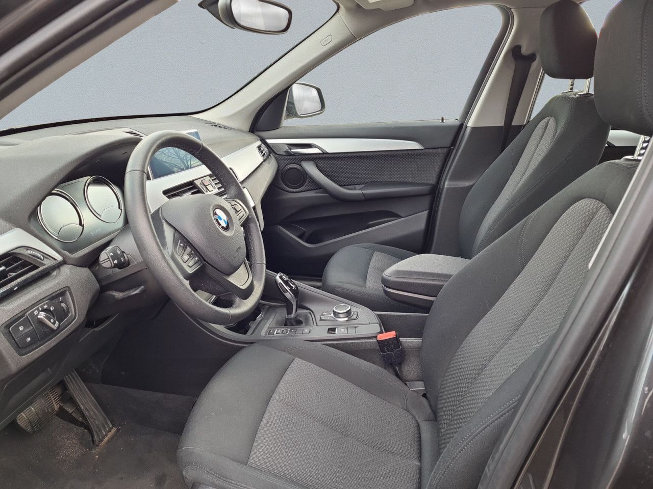 BMW X1 xDrive20iA Advantage - Samsaru's Car Outlet