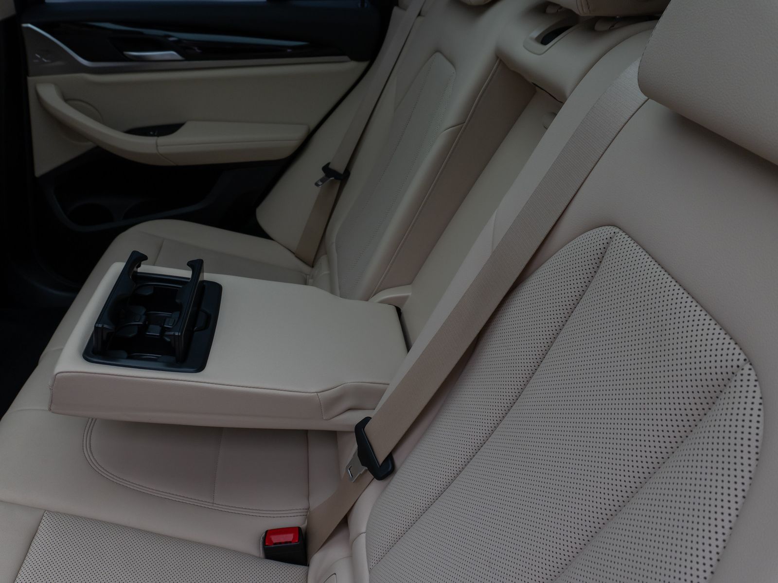 BMW X3 xD20i Sport - Samsaru's Car Outlet