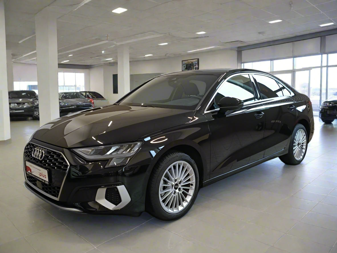 Audi A3 Limousine 35 TFSI Adv. S tronic - Samsaru's Car Outlet