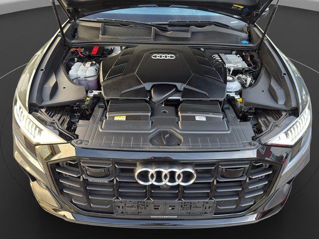 Audi Q8 55 TFSI e quattro S line AHK*PANO*MATRIX*HUD