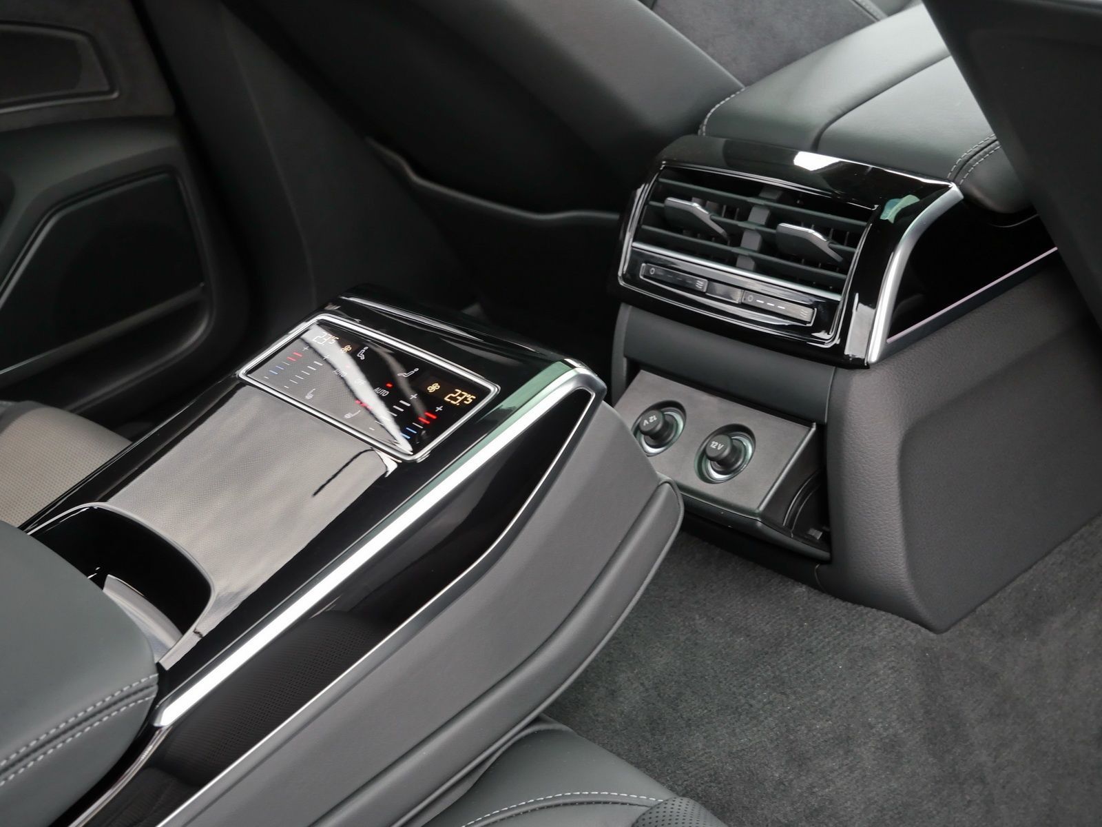 Audi A8 50 TDI quattro - Samsaru's Car Outlet