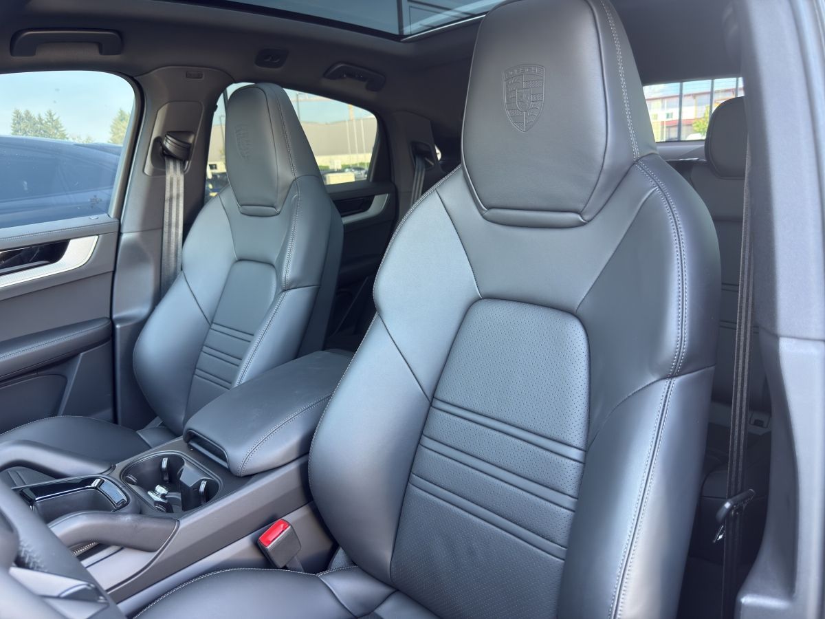 Porsche Cayenne E-Hybrid Coupe | Luftfederung | el. AHK