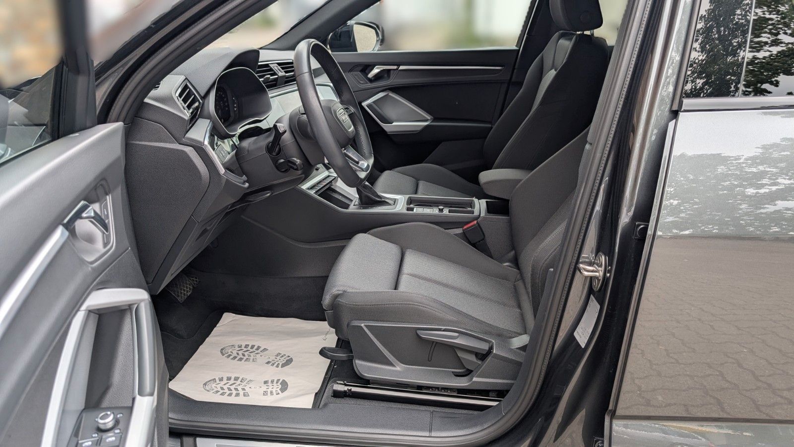 Audi Q3 Sportback 40 TDI quattro S line - Samsaru's Car Outlet