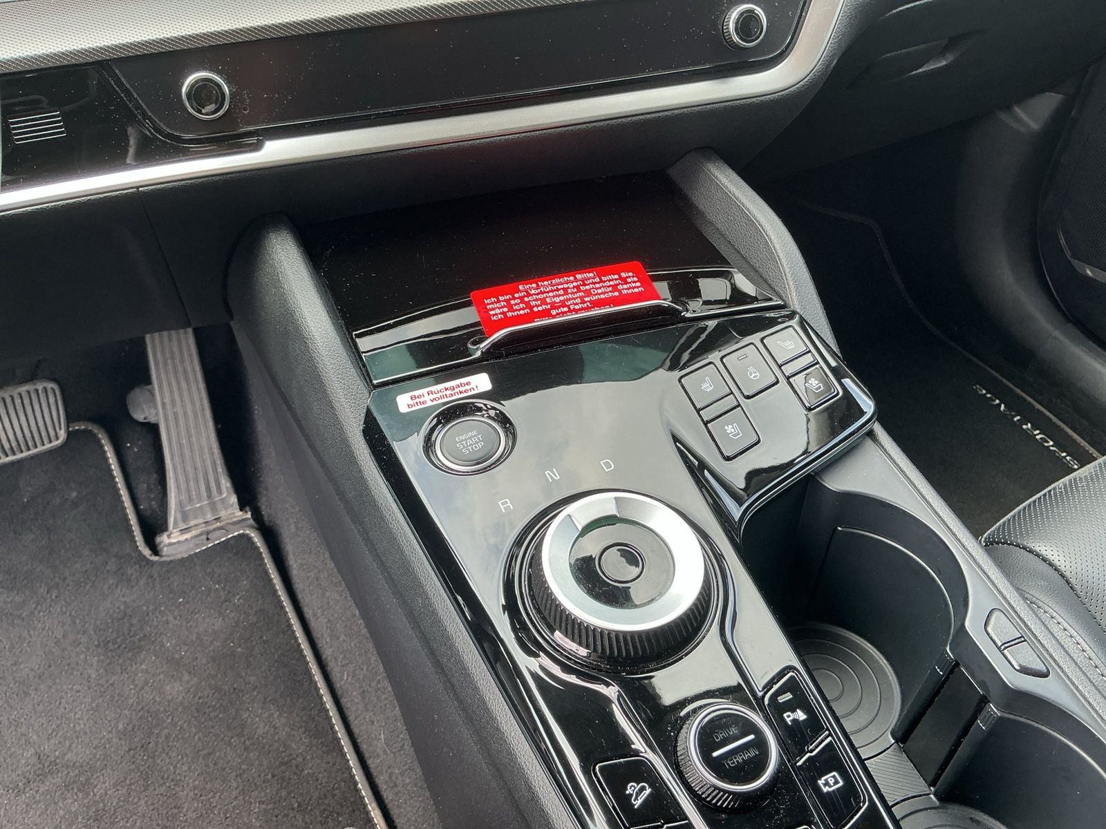 Kia Sportage Paket Spirit/ AHK/ Kamera/Navi/ 1.Hand/