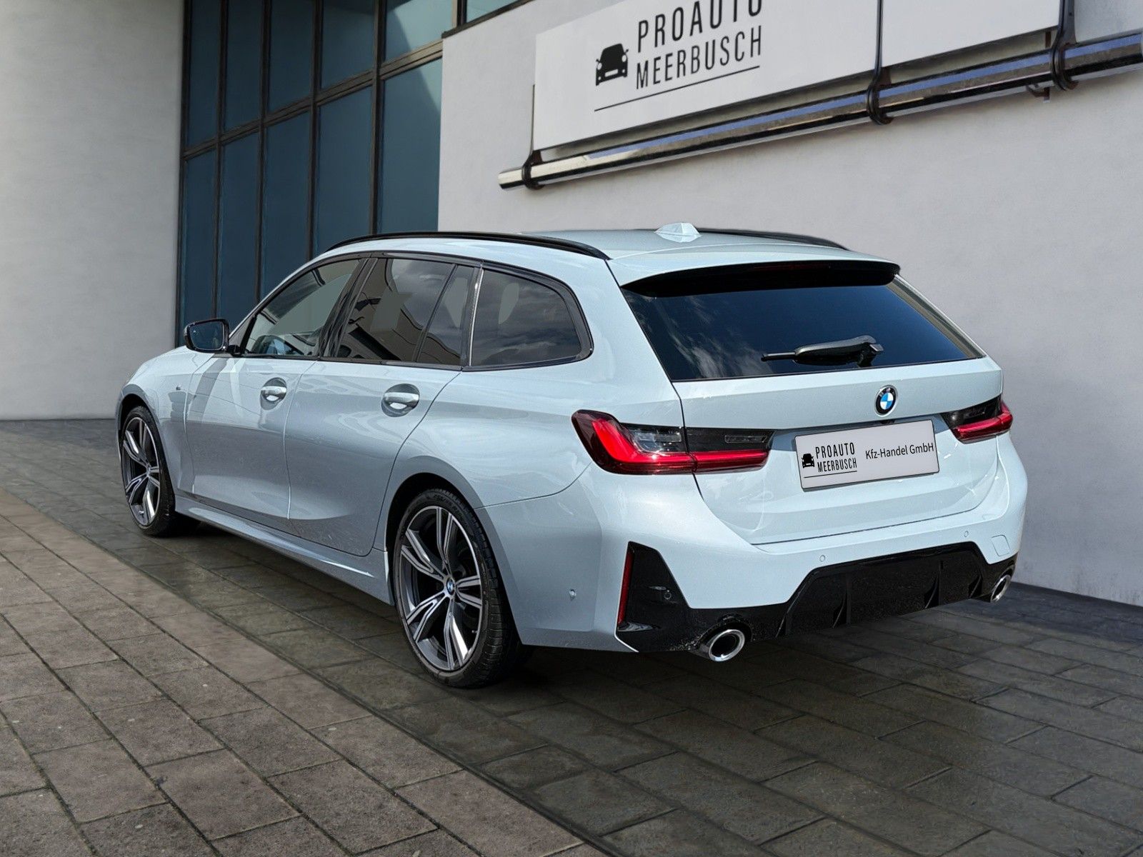 BMW 320d xDrive M Sport - Samsaru's Car Outlet