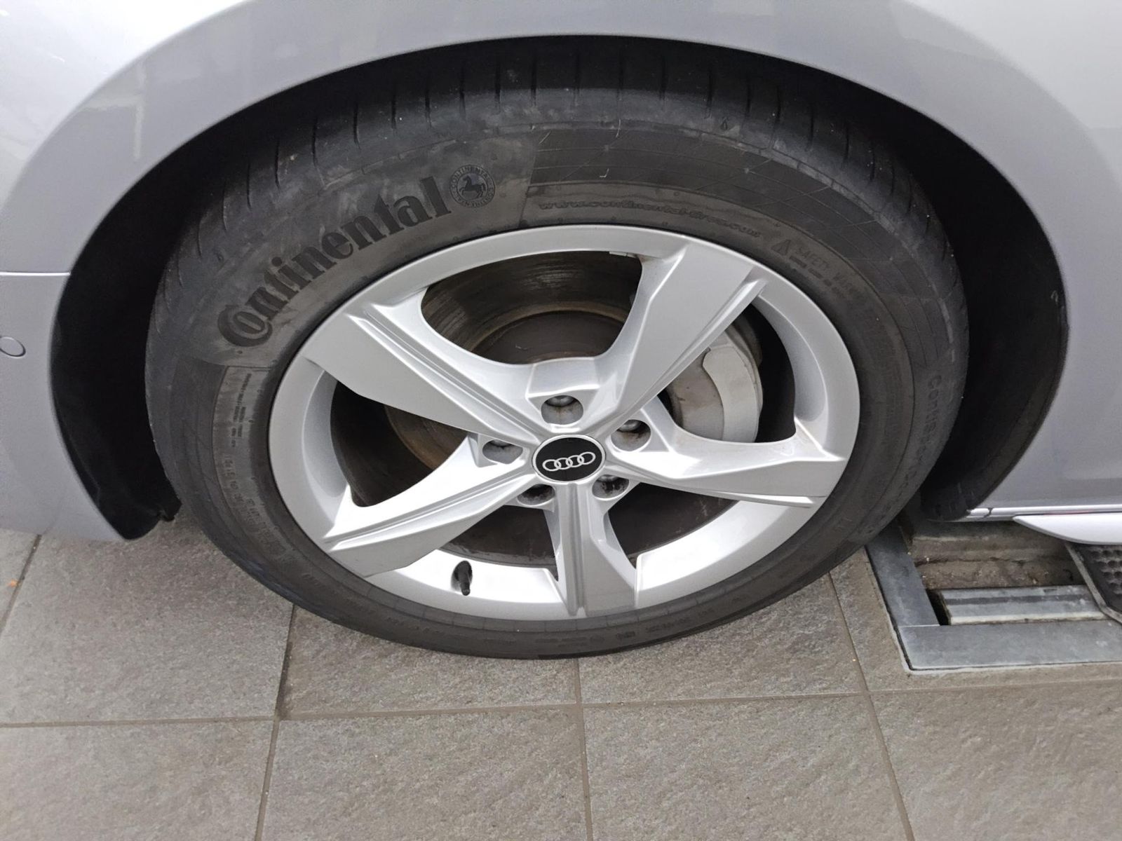 Audi A4 40 TDI Qu. advanced Navi+ vc+ GSD RfK LED ACC