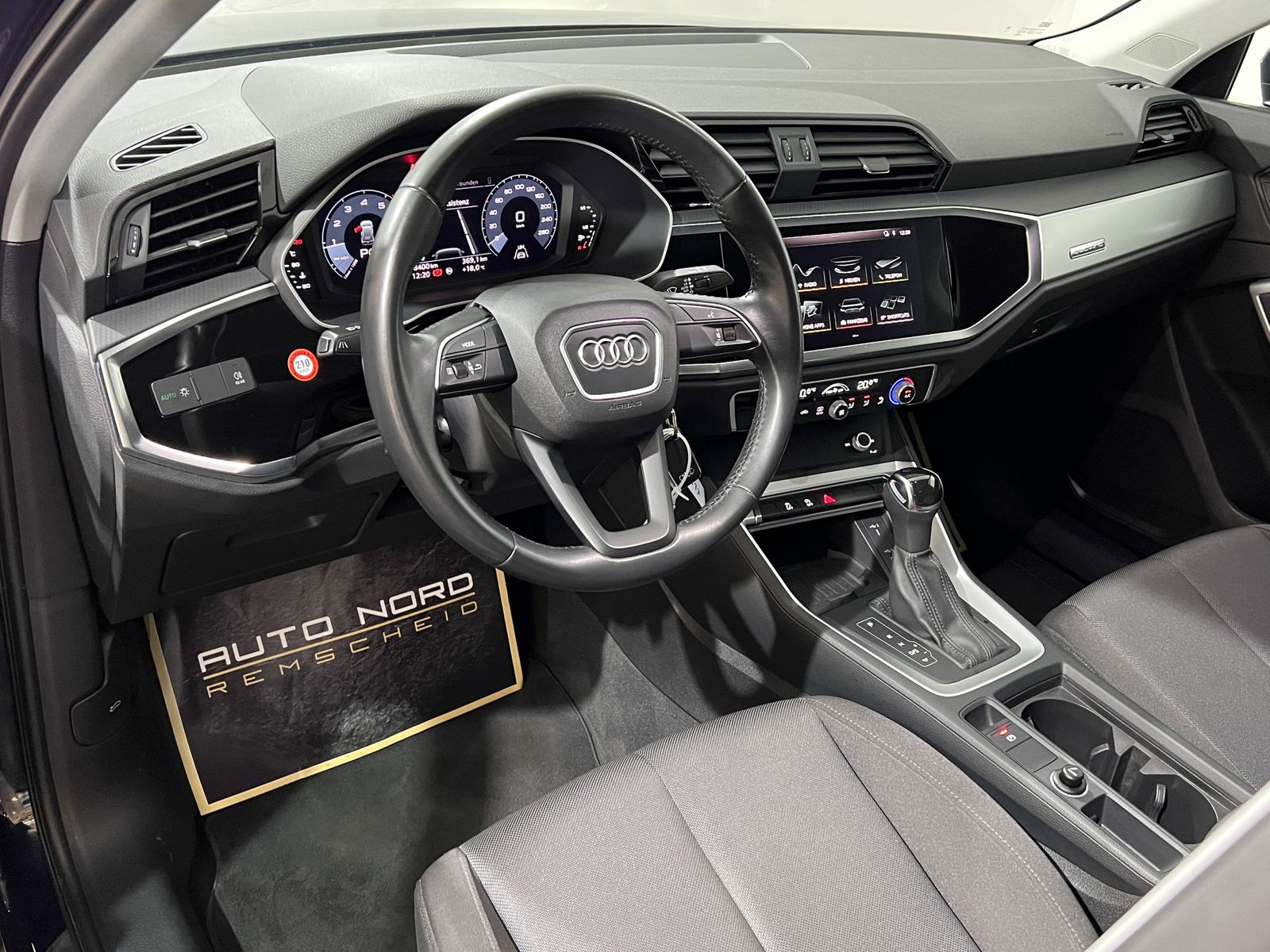 Audi Q3 40 TFSI quat. - Samsaru's Car Outlet