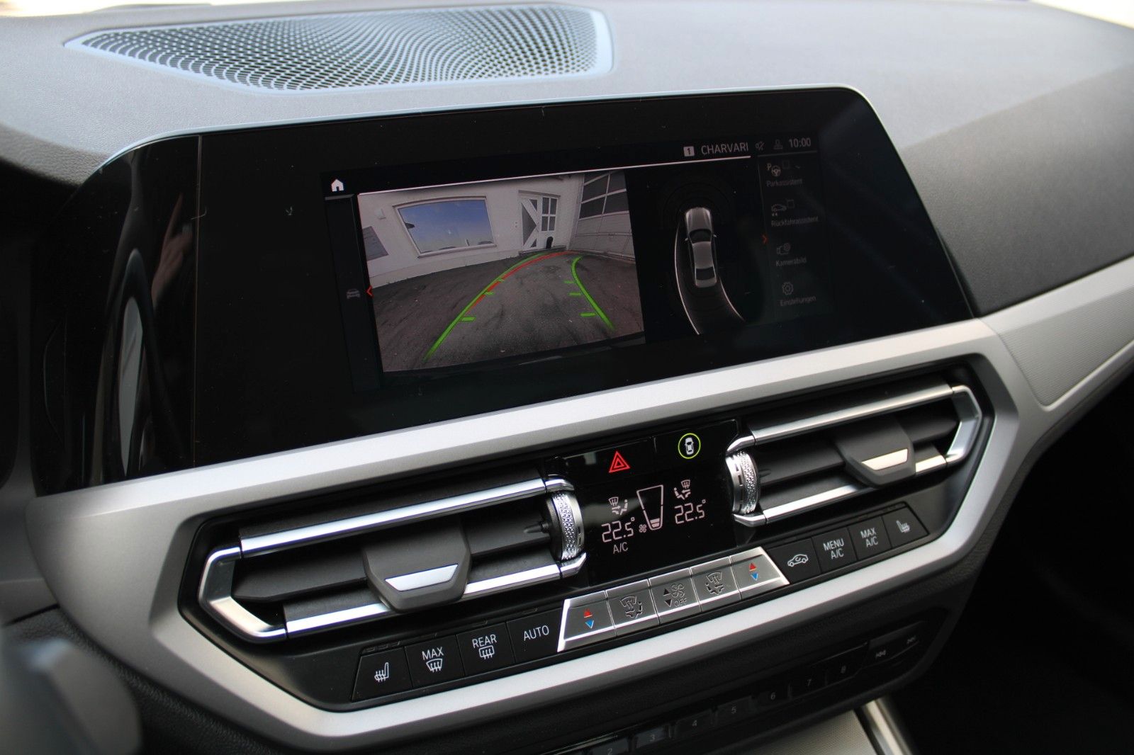 BMW 320i Lim. Advantage - Samsaru's Car Outlet
