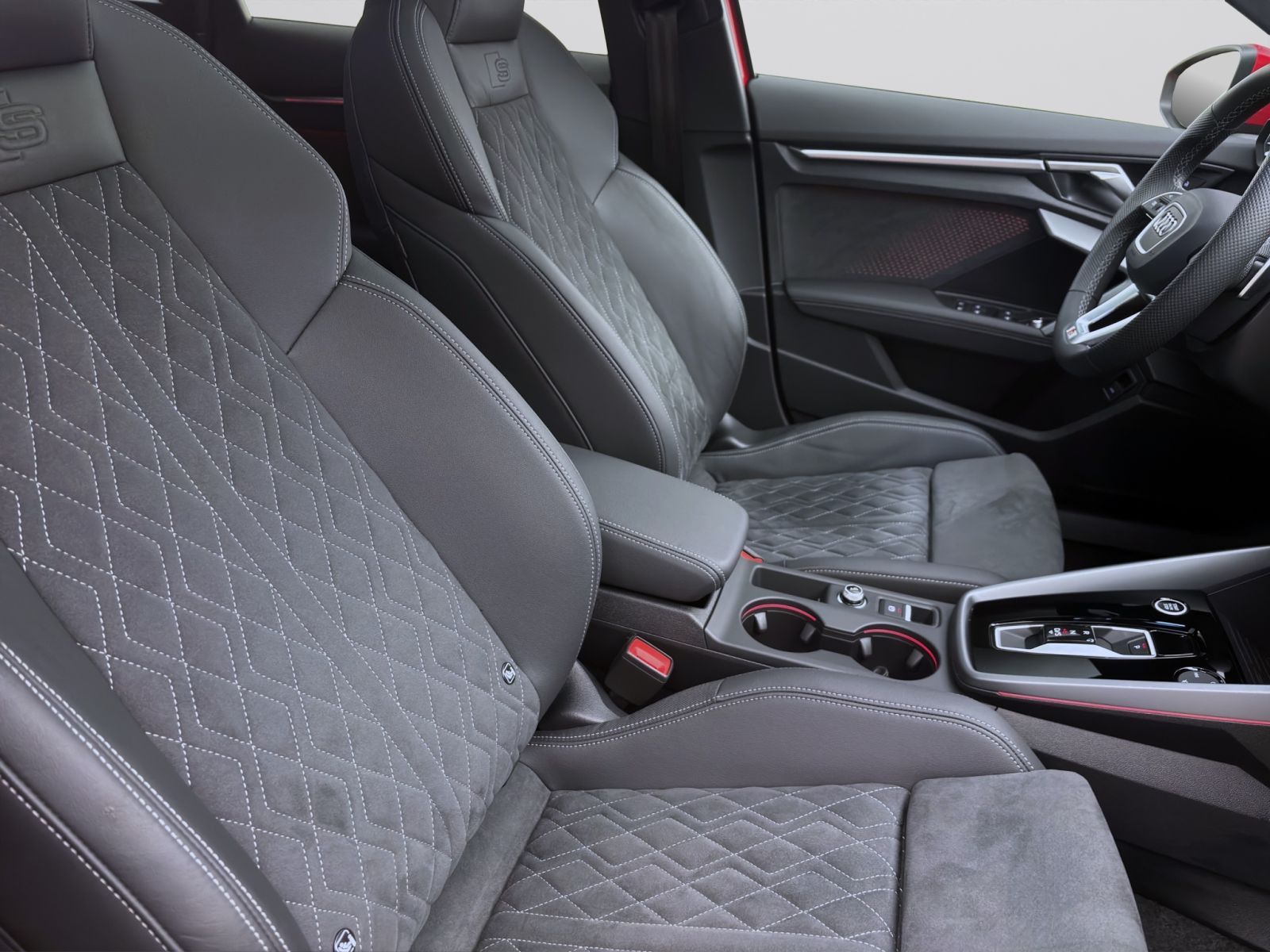 Audi A3 Sportback TDI S LINE NAVI PANO eKLAPPE AHK