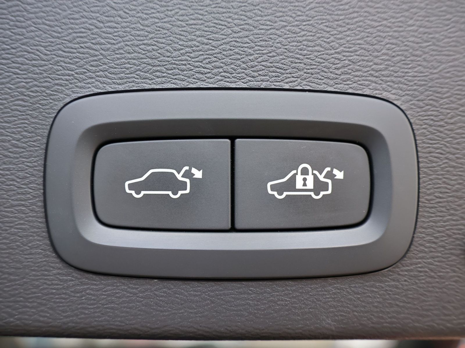 Volvo XC40 Inscription Recharge Plug-In Hybrid 2WD