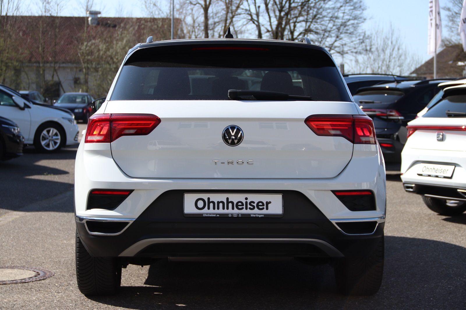 Volkswagen T-Roc 1.5 TSI Style DSG - Samsaru's Car Outlet