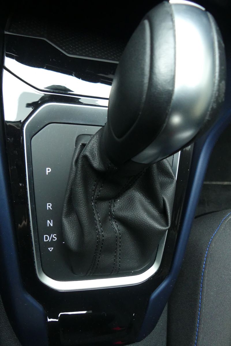 Volkswagen T-Roc United 1.5TSI - Samsaru's Car Outlet