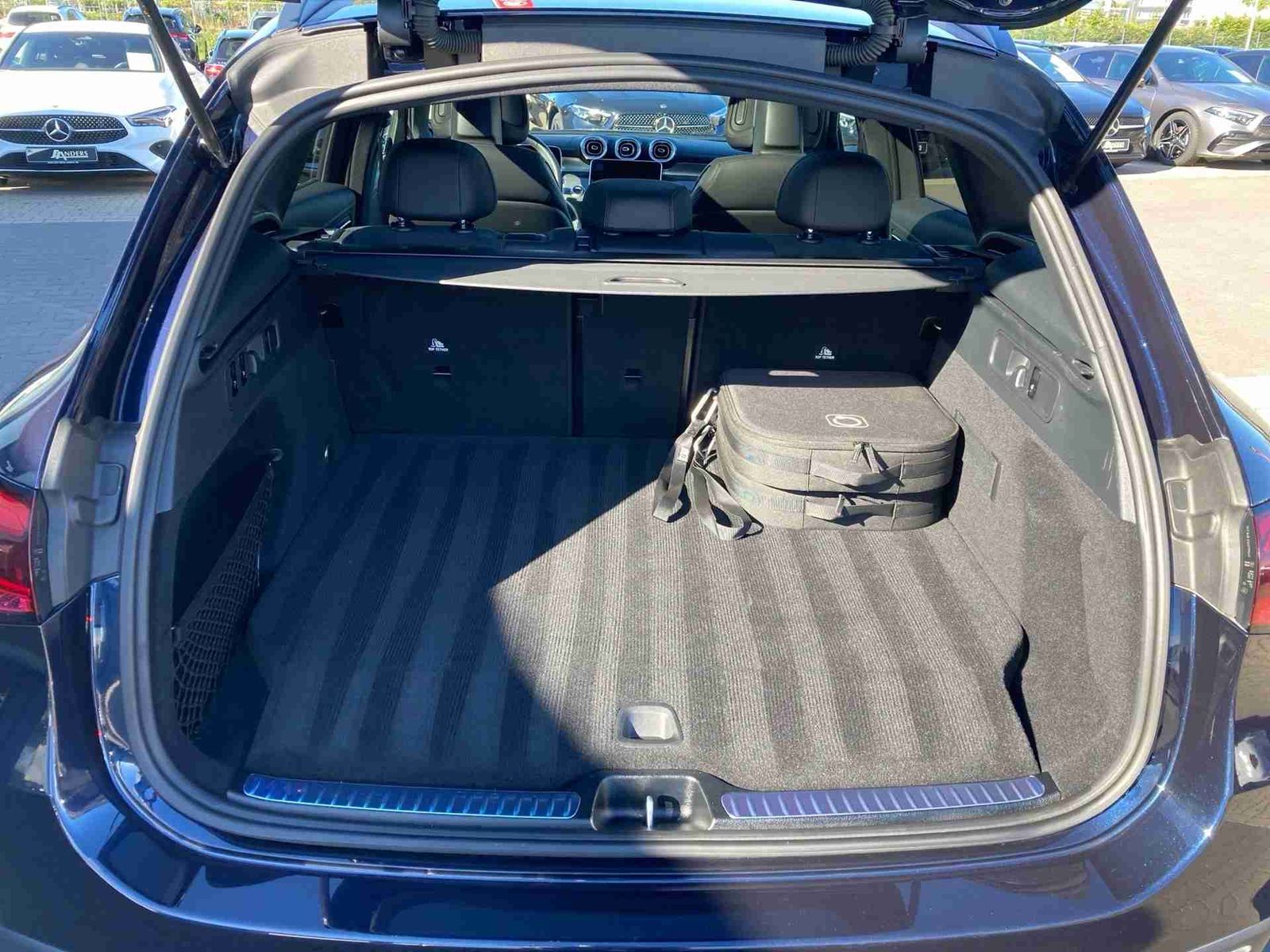 Mercedes-Benz GLC 300 de 4M AMG+Memo+Pano+Distr+AHK+H-Lenk+AIR