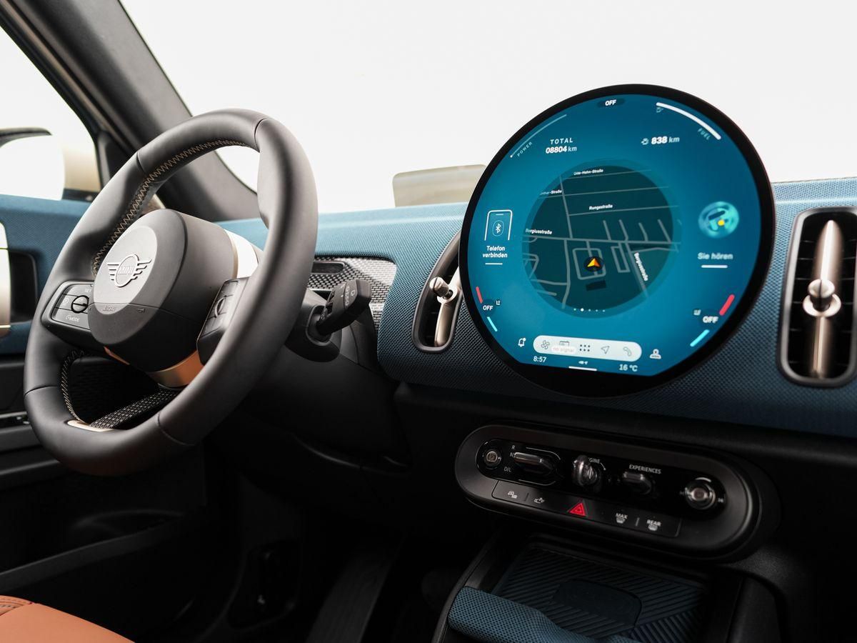 MINI Countryman C Favoured-T Paket XL - Samsaru's Car Outlet