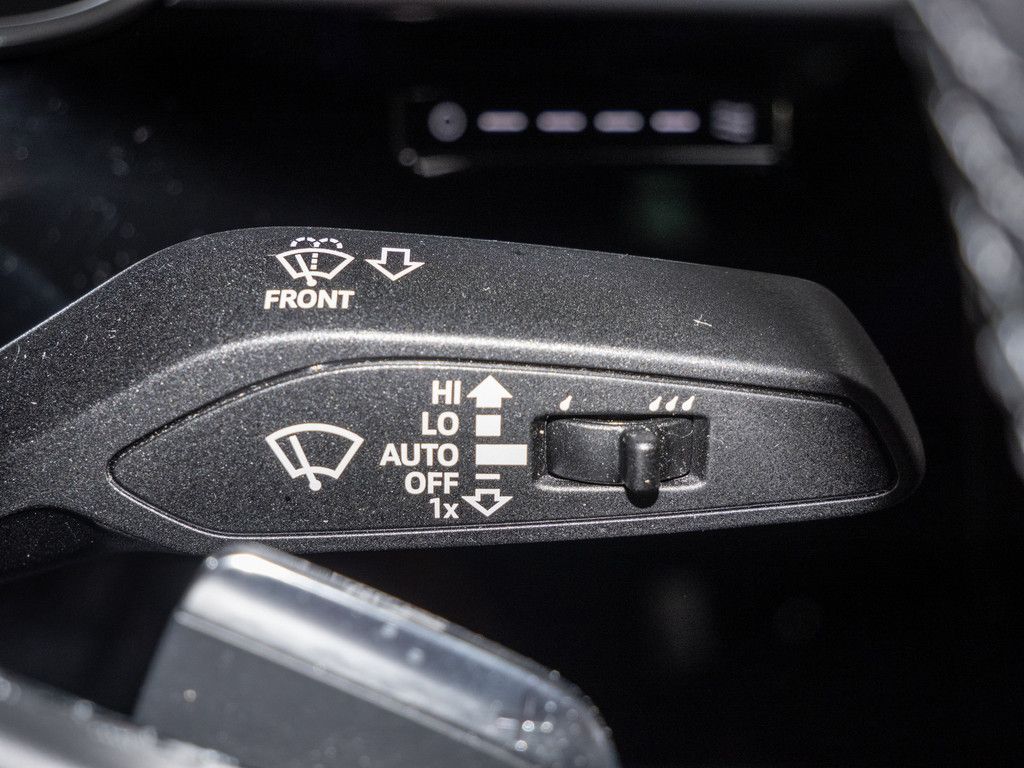 Audi A8 60 TFSI e L quattro - Samsaru's Car Outlet